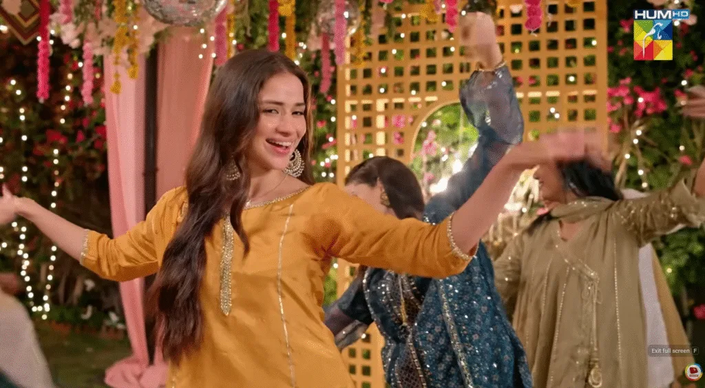 Khwabon Mein Mili Drama Cast Story & Timings - October 31, 2025 | 10:54 AM Khwabon Mein Mili Drama Cast Story & Timings