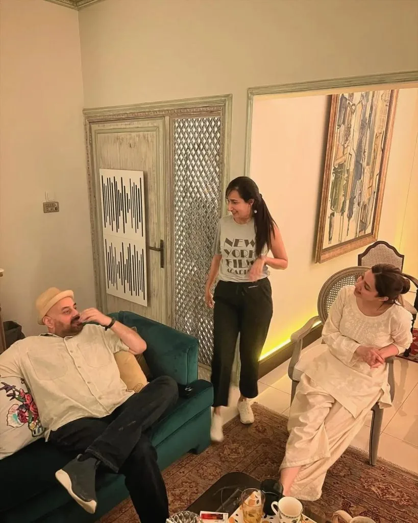 Mitti De Baway – Mahira Khan & Wahaj Ali Team Up for Green TV’s 2026 Drama - October 30, 2025 | 7:43 PM Mitti De Baway – Mahira Khan & Wahaj Ali Team Up for Green TV’s 2026 Drama