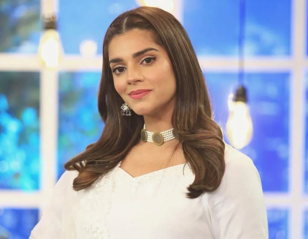 Sanam Saeed & Emmad Irfani Reunite in Umera Ahmed’s Upcoming Drama Kafeel - October 31, 2025 | 5:32 AM Sanam Saeed & Emmad Irfani Reunite in Umera Ahmed’s Upcoming Drama Kafeel